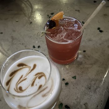 Thrive - Whiskey sour, Bourbon berry - Cocktail Bars Near Me - Orlando, Florida Thrive - Whiskey sour, Bourbon berry - Cocktail Bars Near Me - Orlando, Florida
