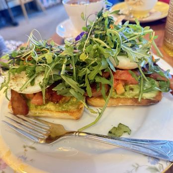 Bear & Dragon - Breakfast - Coffee & Tea Near Me - Prescott, Arizona