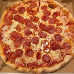 Giuseppes Pizzeria - Large pepperoni