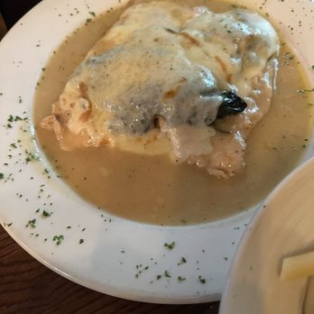 Peppino's - Chicken Florentine - Pizza Near Me - Callicoon, New York