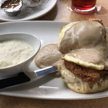 Another Broken Egg Cafe - The portions are huge! - Breakfast & Brunch Near Me - Tampa, Florida