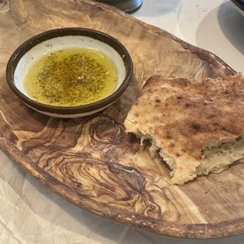 Meddys - Complimentary pita bread and dipping olive oil - Mediterranean Near Me - Kansas City, Missouri Meddys - Complimentary pita bread and dipping olive oil - Mediterranean Near Me - Kansas City, Missouri