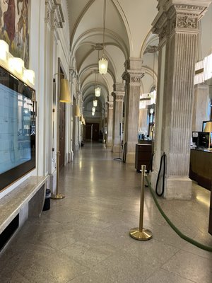 Vienna State Opera by null