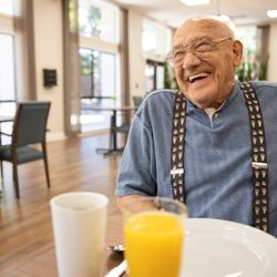 Carlton Senior Living - Orangevale - Designed with seniors in mind, our community offers independent living apartments and more.