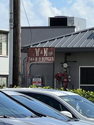 W & M Bar B-Q Burger by null