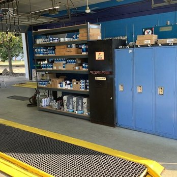 Jimmy D's Quick Lube - Oil Change Stations Near Me - Morris, Illinois Jimmy D's Quick Lube - Oil Change Stations Near Me - Morris, Illinois