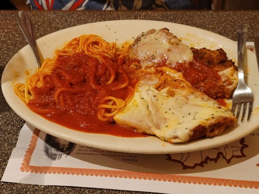 Vic's Italian Restaurant & Pizzeria by null