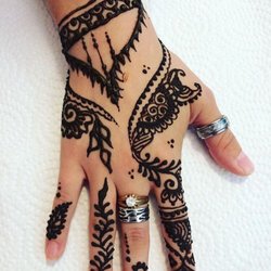 Shahz Nailz & Nail Academy