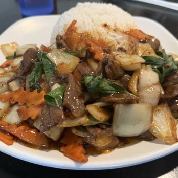 Sam Hut - Spicy Beef - Chinese Near Me - Calimesa, California Sam Hut - Spicy Beef - Chinese Near Me - Calimesa, California