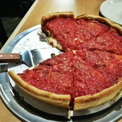 Pizzeria Davlo - Chicago style crust