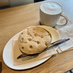 [08.2023] Focaccia & Chaitea Latte