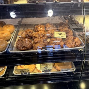 Tobies Restaurant & Bakery - pastry - Bakeries Near Me - Hinckley, Minnesota Tobies Restaurant & Bakery - pastry - Bakeries Near Me - Hinckley, Minnesota