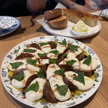 Rocca - Italian Near Me - Tampa, Florida