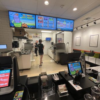 Jeremiah's Italian Ice - a woman standing in front of the counter - Desserts Near Me - Lucas, Texas Jeremiah's Italian Ice - a woman standing in front of the counter - Desserts Near Me - Lucas, Texas
