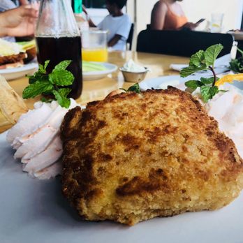 Over Easy - Breakfast & Brunch Near Me - Kailua, Hawaii Over Easy - Breakfast & Brunch Near Me - Kailua, Hawaii