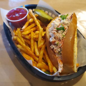 Backyard Bayou - Lobster roll with Cajun - Cajun/Creole Near Me - Union City, California