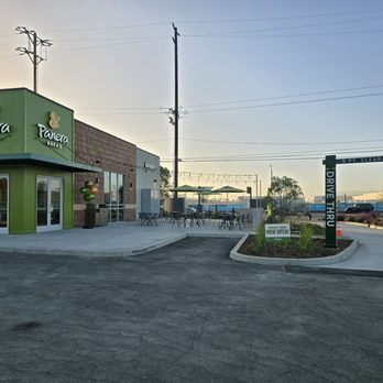 Panera Bread - Drive thru - Salad Near Me - Torrance, California Panera Bread - Drive thru - Salad Near Me - Torrance, California