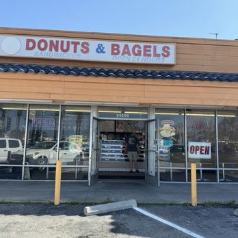 Doughboy Donuts & Bagel - the front of the store - Donuts Near Me - Torrance, California