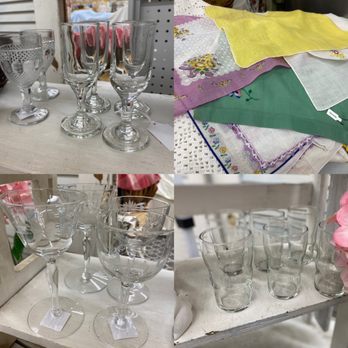 Willow House Vermont - Vintage glassware - Antiques Near Me - Shelburne, Vermont Willow House Vermont - Vintage glassware - Antiques Near Me - Shelburne, Vermont
