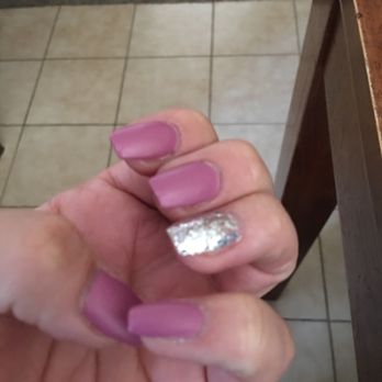 Bella Nails & Spa - Horrible crappy job!!! They left side so ugly with no polish!! I'm so disappointed!! I DONT RECOMMEND AT ALL RUN AND GO ELSEWHERE - Nail Salons Near Me - Tucson, Arizona Bella Nails & Spa - Horrible crappy job!!! They left side so ugly with no polish!! I'm so disappointed!! I DONT RECOMMEND AT ALL RUN AND GO ELSEWHERE - Nail Salons Near Me - Tucson, Arizona