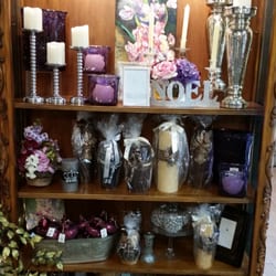 NCH Galleries - Gorgeous candles and holders