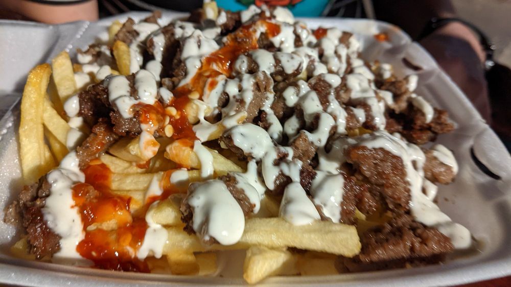 Food from Gyro Delicious