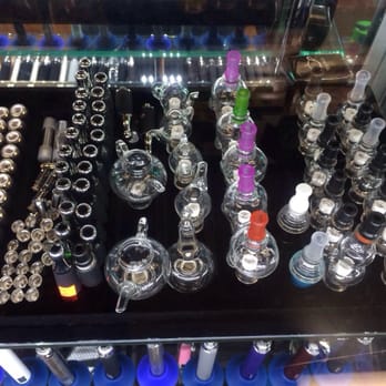 Hollywood Smoke Shop - Tobacco Shops Near Me - San Pablo, California