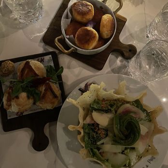 Vanderpump A Paris - Caesar Salad, Wellington burger sliders, beignets - French Near Me - Las Vegas, Nevada