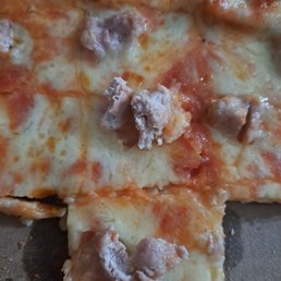 White " sausage" no flavor tastes like ground Turkey or chicken White " sausage" no flavor tastes like ground Turkey or chicken