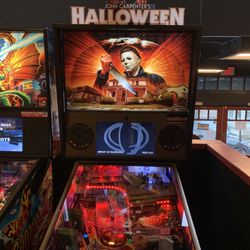 Pastime Pinball - Halloween pinball machine