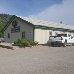 Cedar Creek Grill - Located in the back of this building