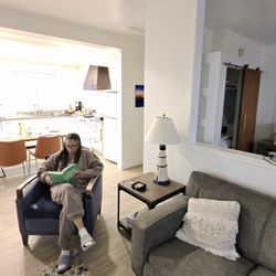 Lodging at Point Arena Lighthouse - Keeper's Apartment 1bed/bath & kitchenette