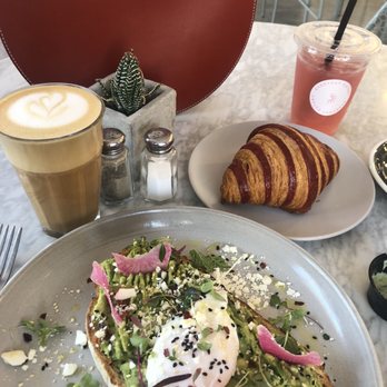 Everyday Eatery - Guava Croissant Avo Toast w/perfectly poached egg Vanilla Latte w/Oat Milk - Cafes Near Me - Irvine, California
