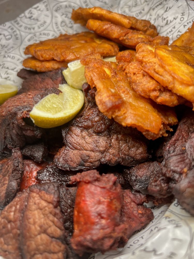 De Lo Mío Street Food