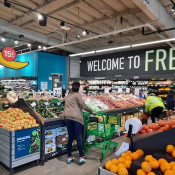 Amazon Fresh - Grocery Near Me - Northridge, California