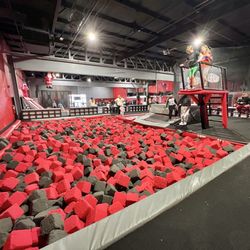 Xtremenasium Trampoline Park & Ninja Challenge Course - The pit