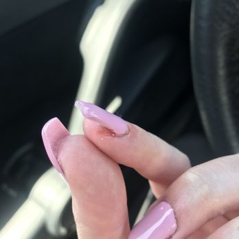 Cosmo Nail Bar - Nail Salons Near Me - Brea, California