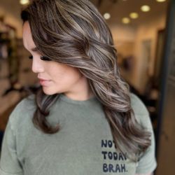 Studio 910 Hair Design - Stylist: Winn  Contact: TEXT 808-230-0326 Instagram: @Beautybywinn  Booking Link: Studio910hairdesign.square.site  Accepting New Clients