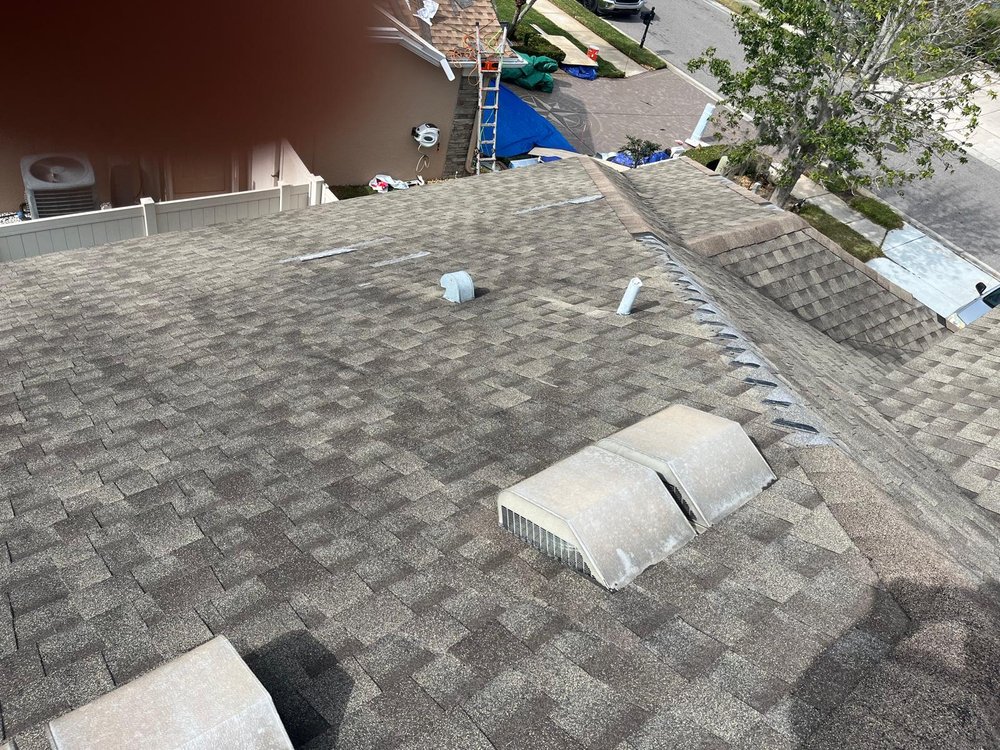 Slide of Cruz Roofing Repair