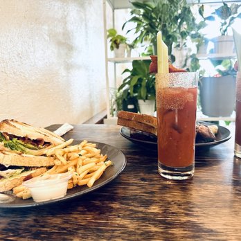 Lost Parrot Cafe - Breakfast & Brunch Near Me - South Pasadena, California Lost Parrot Cafe - Breakfast & Brunch Near Me - South Pasadena, California
