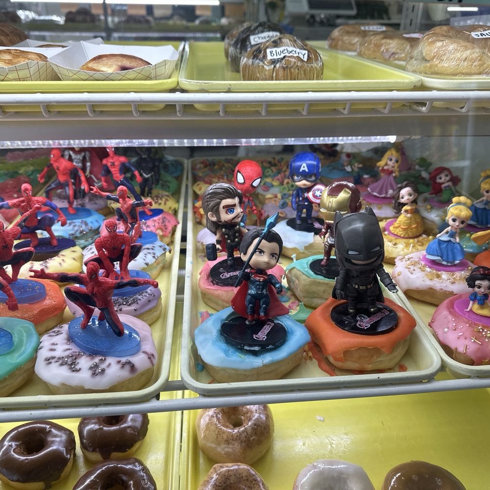 Donut King - a variety of donuts in a display case - Donuts Near Me - Farmers Branch, Texas
