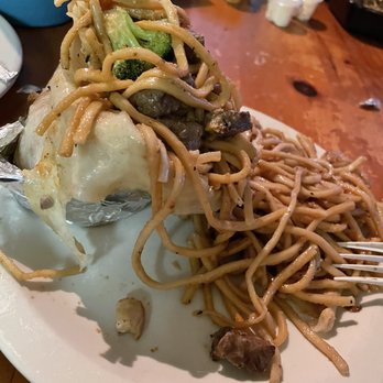 Hibachi Truck - Too much noodle .  Needs more veggies - Japanese Near Me - Daly City, California