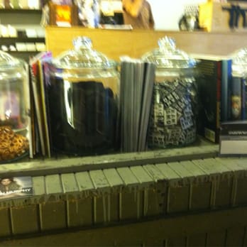 American Mortals - Free snacks and matches oh my! - Hair Salons Near Me - Philadelphia, Pennsylvania American Mortals - Free snacks and matches oh my! - Hair Salons Near Me - Philadelphia, Pennsylvania