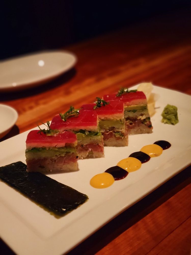 WOODMONT GRILL 1125 Photos & 1177 Reviews 7715 Woodmont Ave, Bethesda, Maryland New