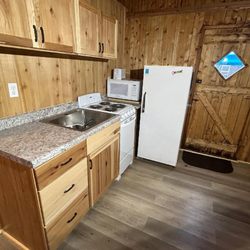 Brevort Lake Cabins - Bunkhouse kitchen