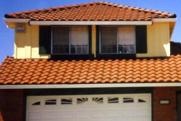 Slide of Araujo's Roofing