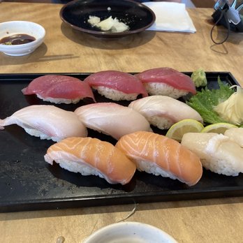 MOA Kitchen - Nigiri combo melt in your mouth goodness - Ramen Near Me - Waimea, Hawaii MOA Kitchen - Nigiri combo melt in your mouth goodness - Ramen Near Me - Waimea, Hawaii