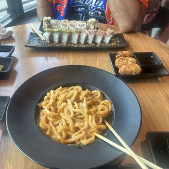Kan Sushi - Sushi Bars Near Me - Honolulu, Hawaii Kan Sushi - Sushi Bars Near Me - Honolulu, Hawaii