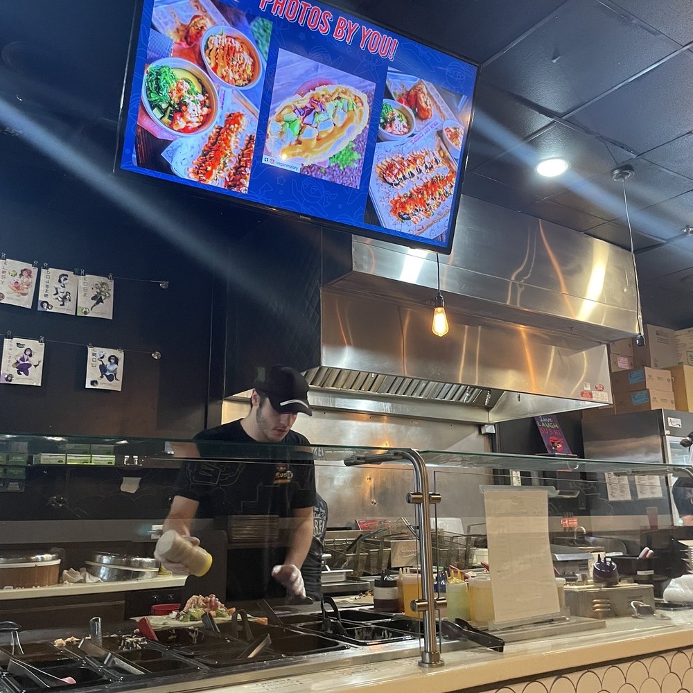 Sus Hi Eatstation - Inside creation station - Japanese Near Me - Orlando, Florida Sus Hi Eatstation - Inside creation station - Japanese Near Me - Orlando, Florida