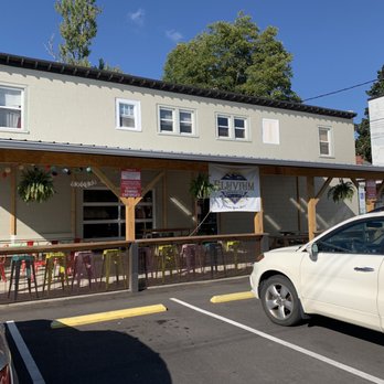 Eluvium Brewing Company - Breweries Near Me - Weaverville, North Carolina